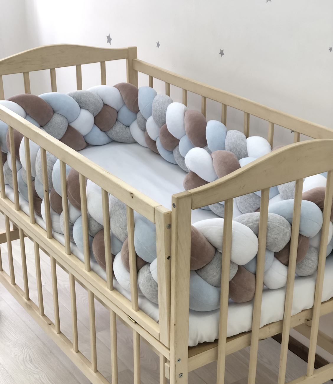Multicolor knot 4-strand braided crib bumpers