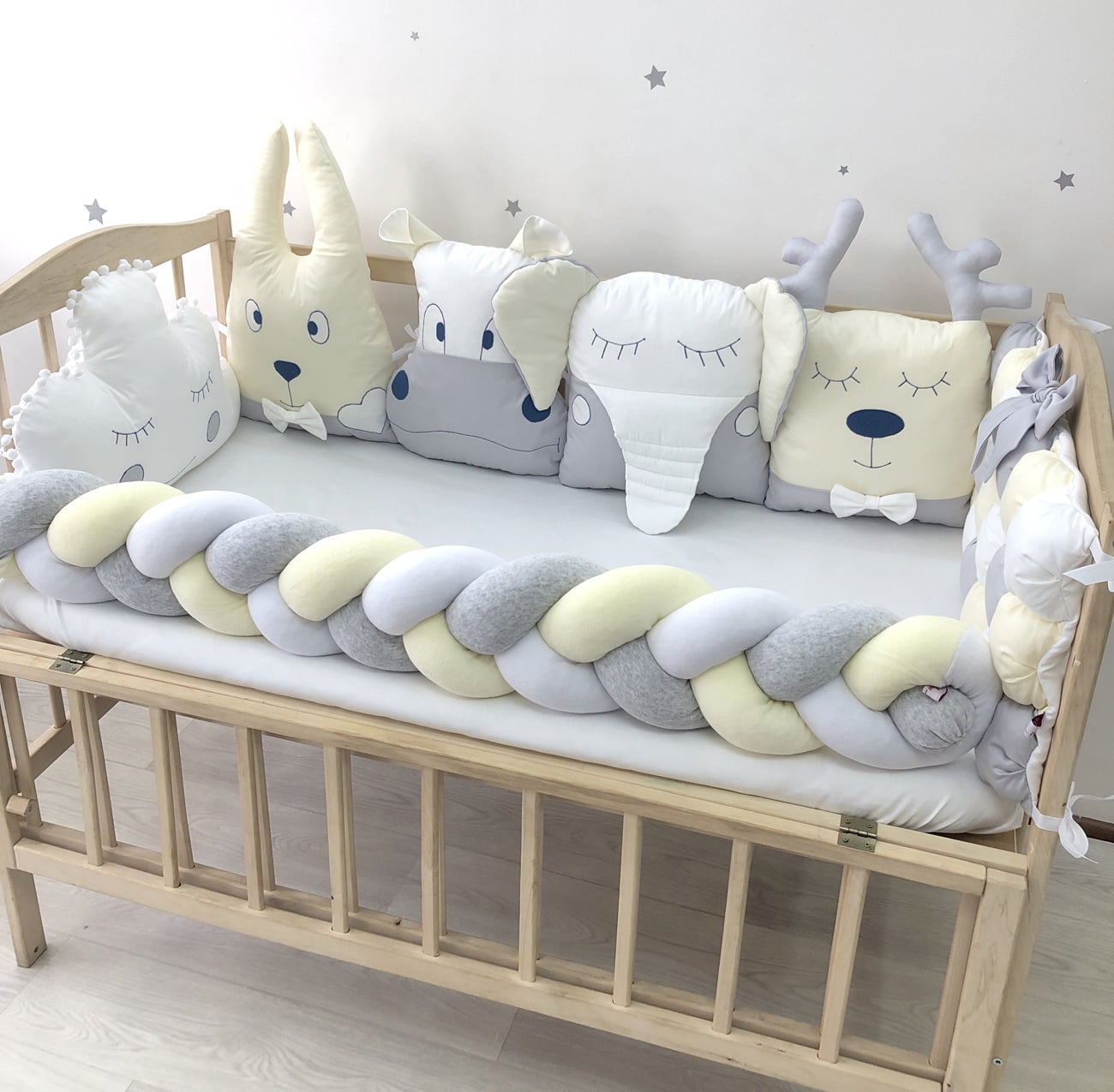 "Animals bumpers beige gray"