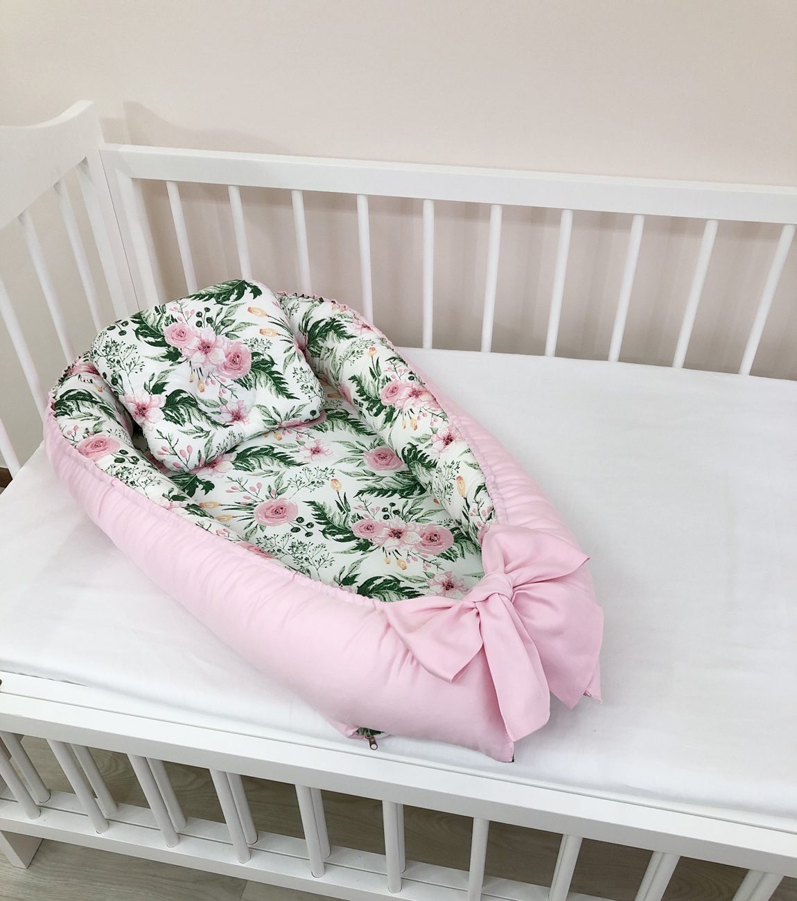 Baby nest "Floral pink"