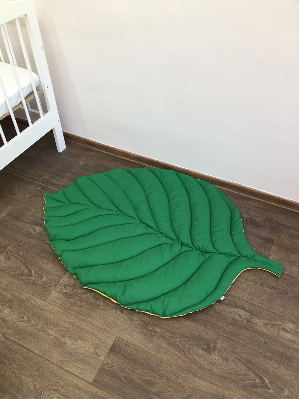 Play mat green color