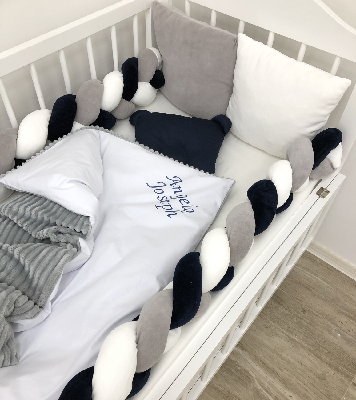 Crib set "Snuggle crib bedding in grey milk color for baby