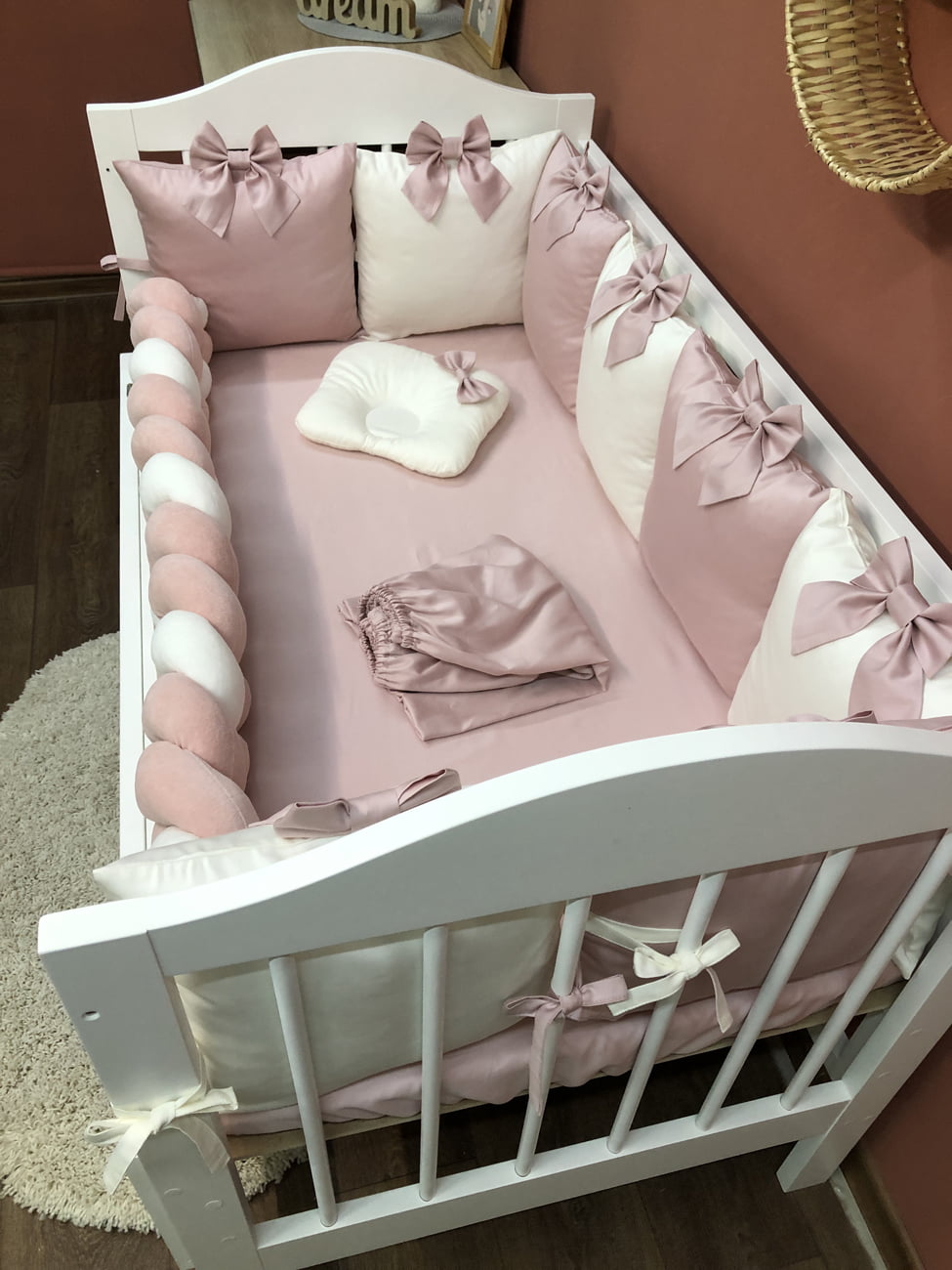"Bumper pillow with bow"