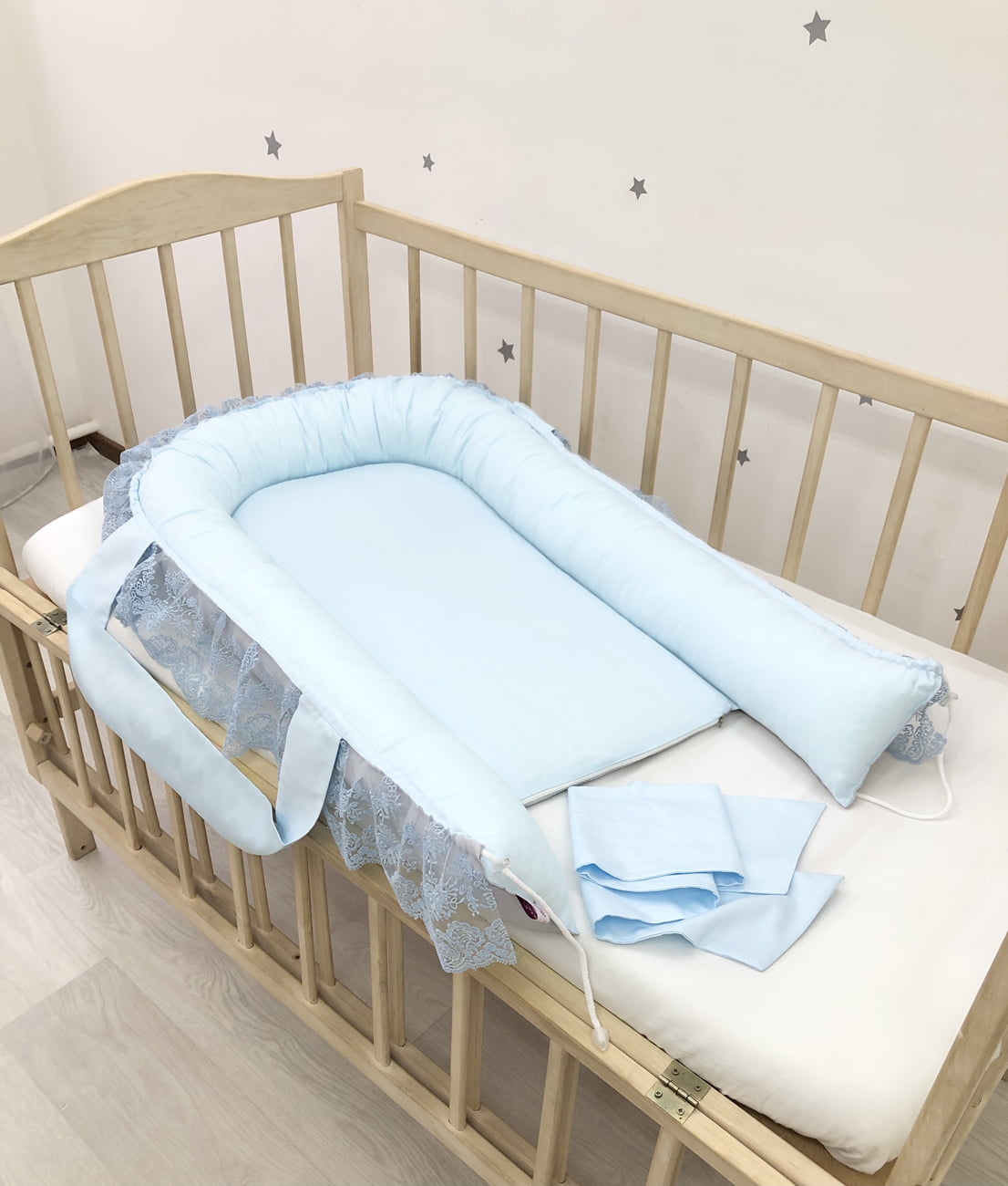 Baby Nest "Blue lace"