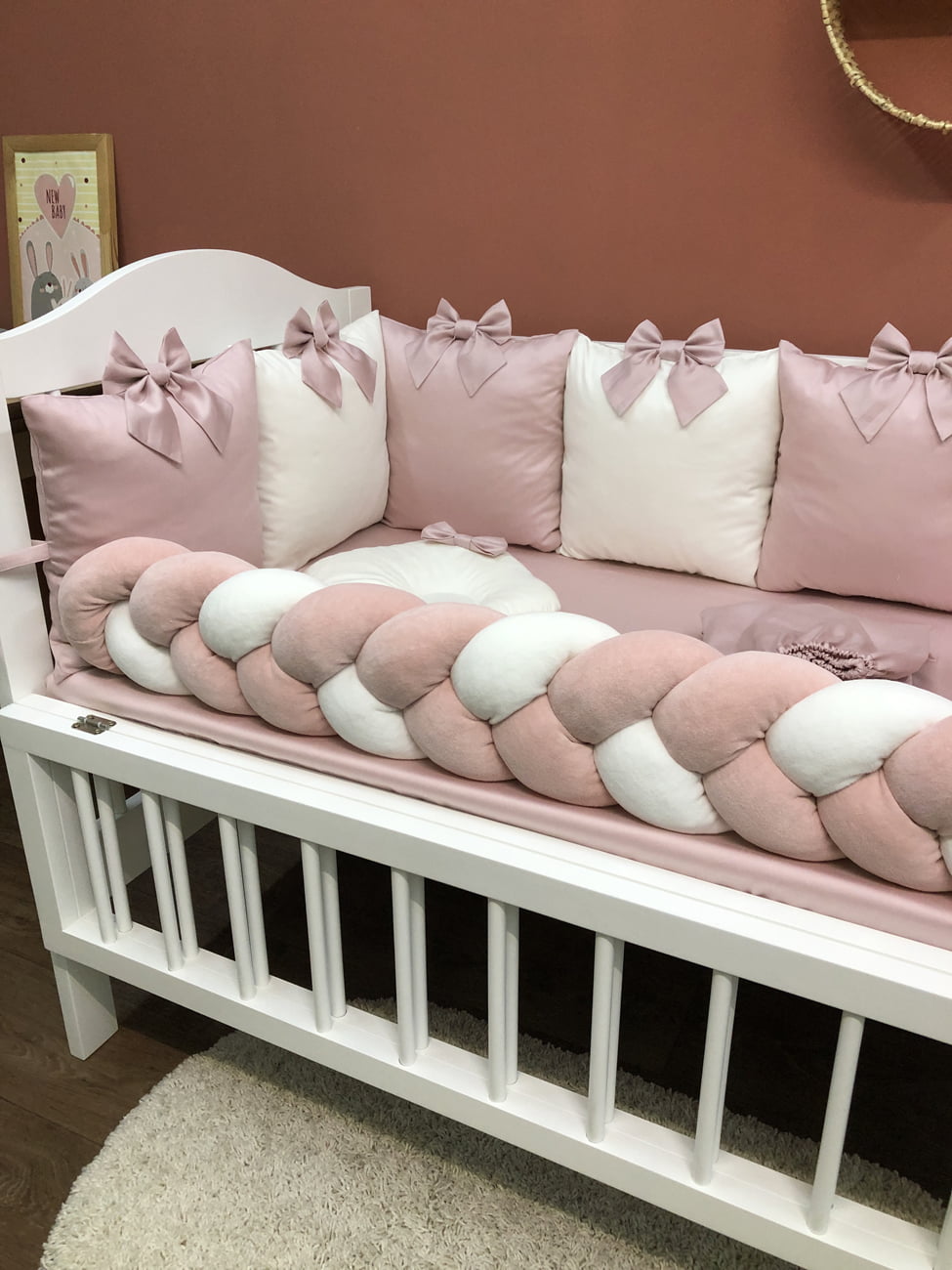"Bumper pillow with bow"
