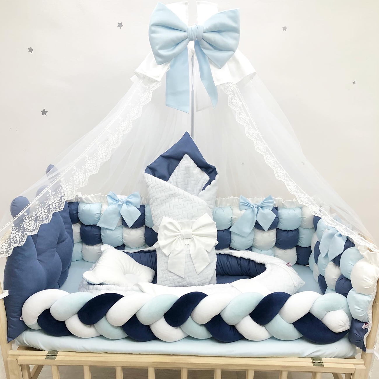 Crib set "Blue crown"