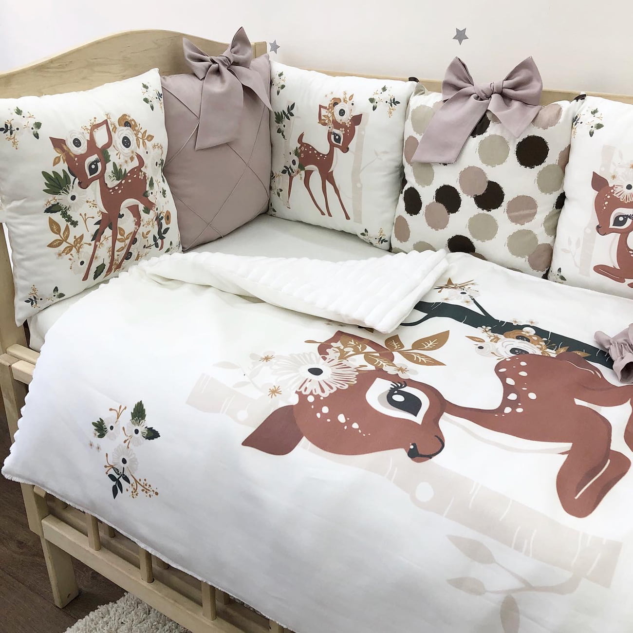Crib set "Little fawn"