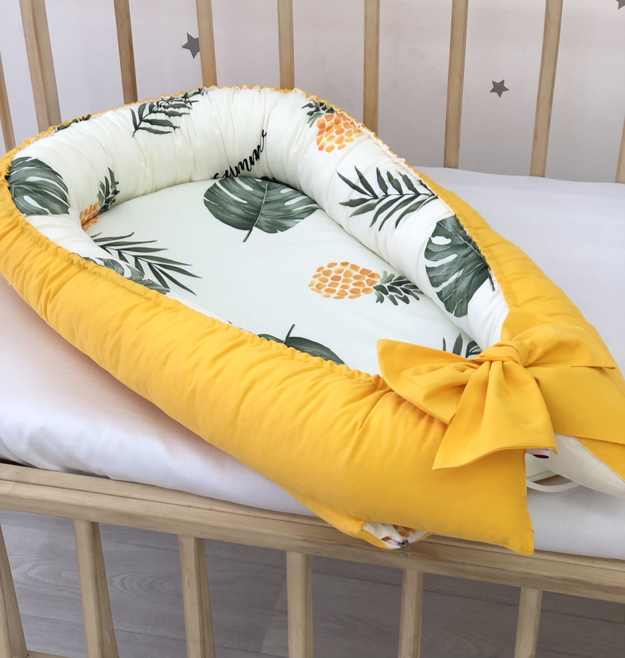 Baby Nest "A pineapple"