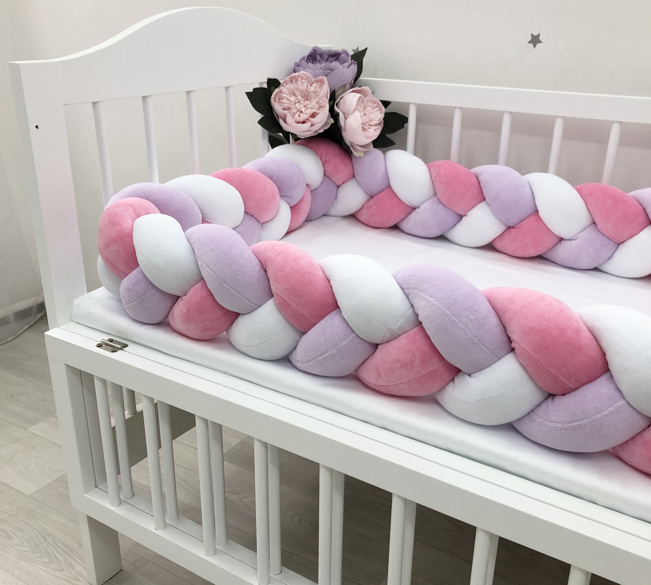 3-strand multicolor braided crib bumper