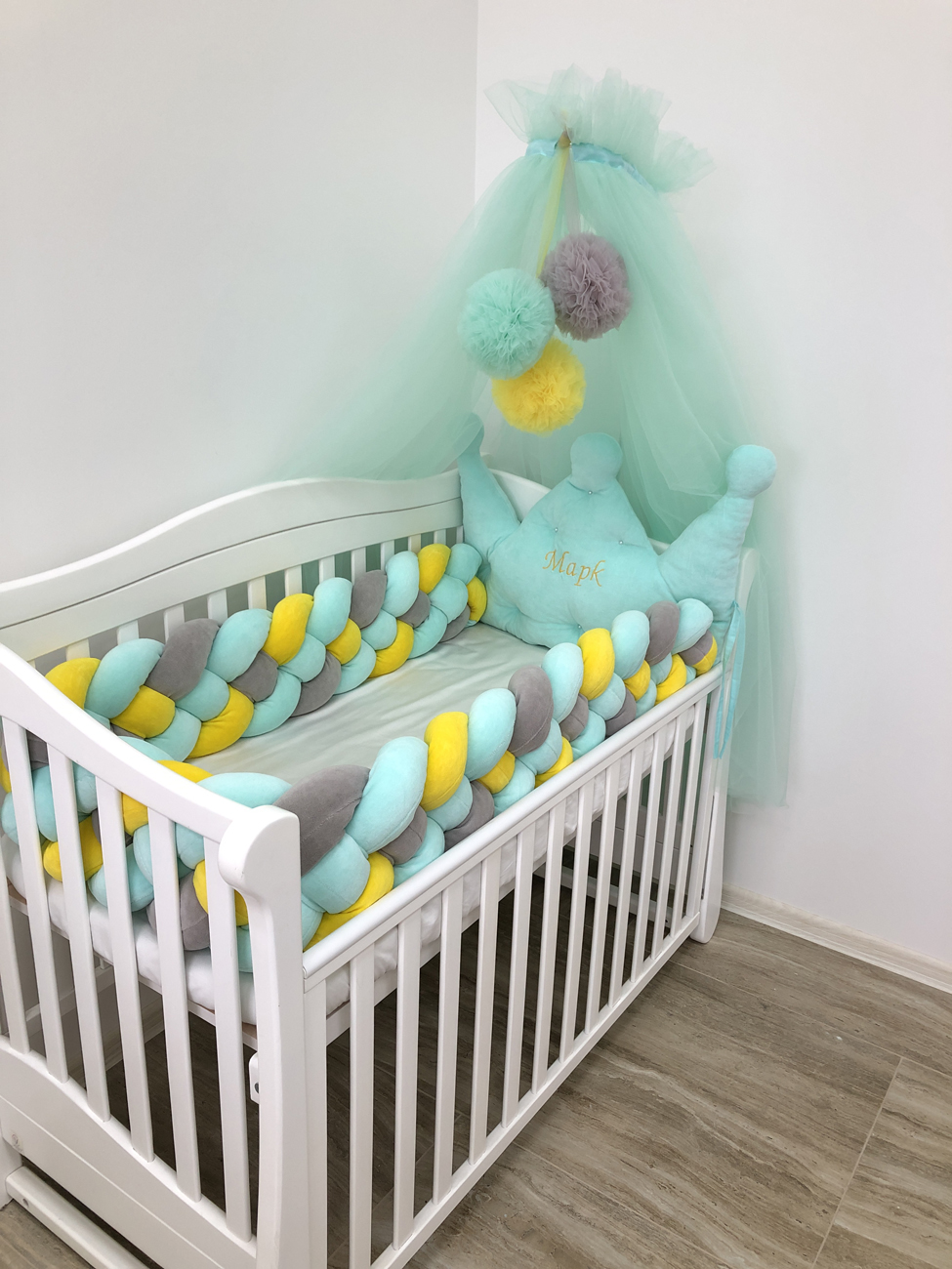 Crib set "Braided and crown"