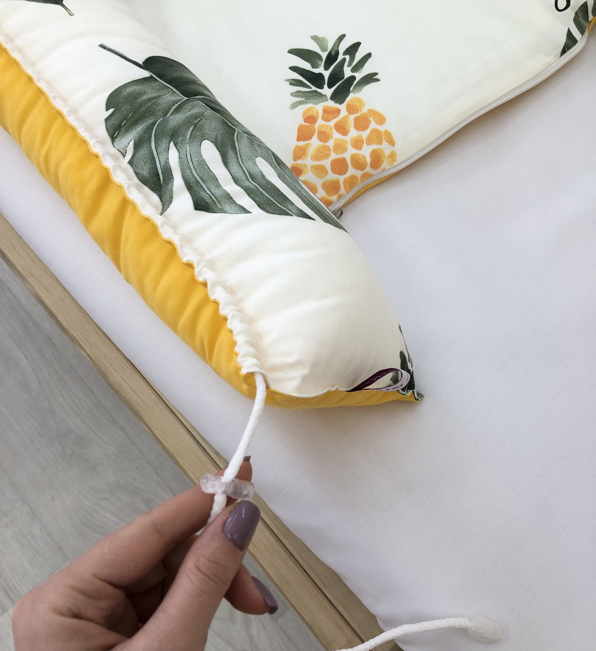 Baby Nest "A pineapple"