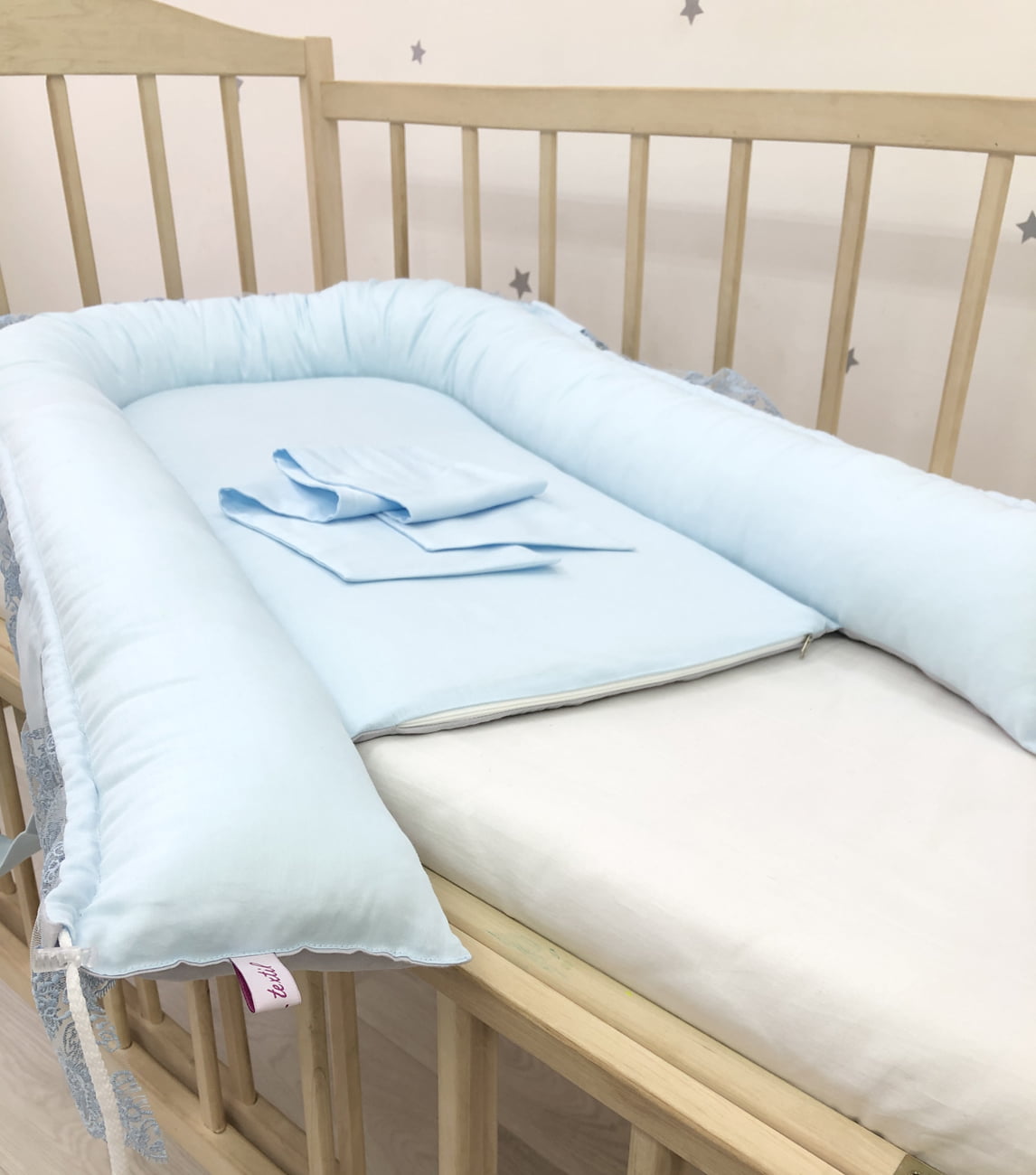 Baby Nest "Blue lace"
