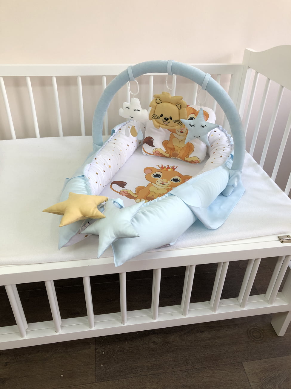 Baby nest "A Lion"