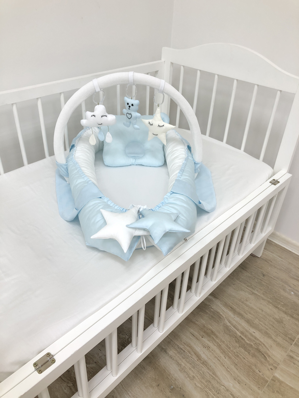 Baby Lounger blue color