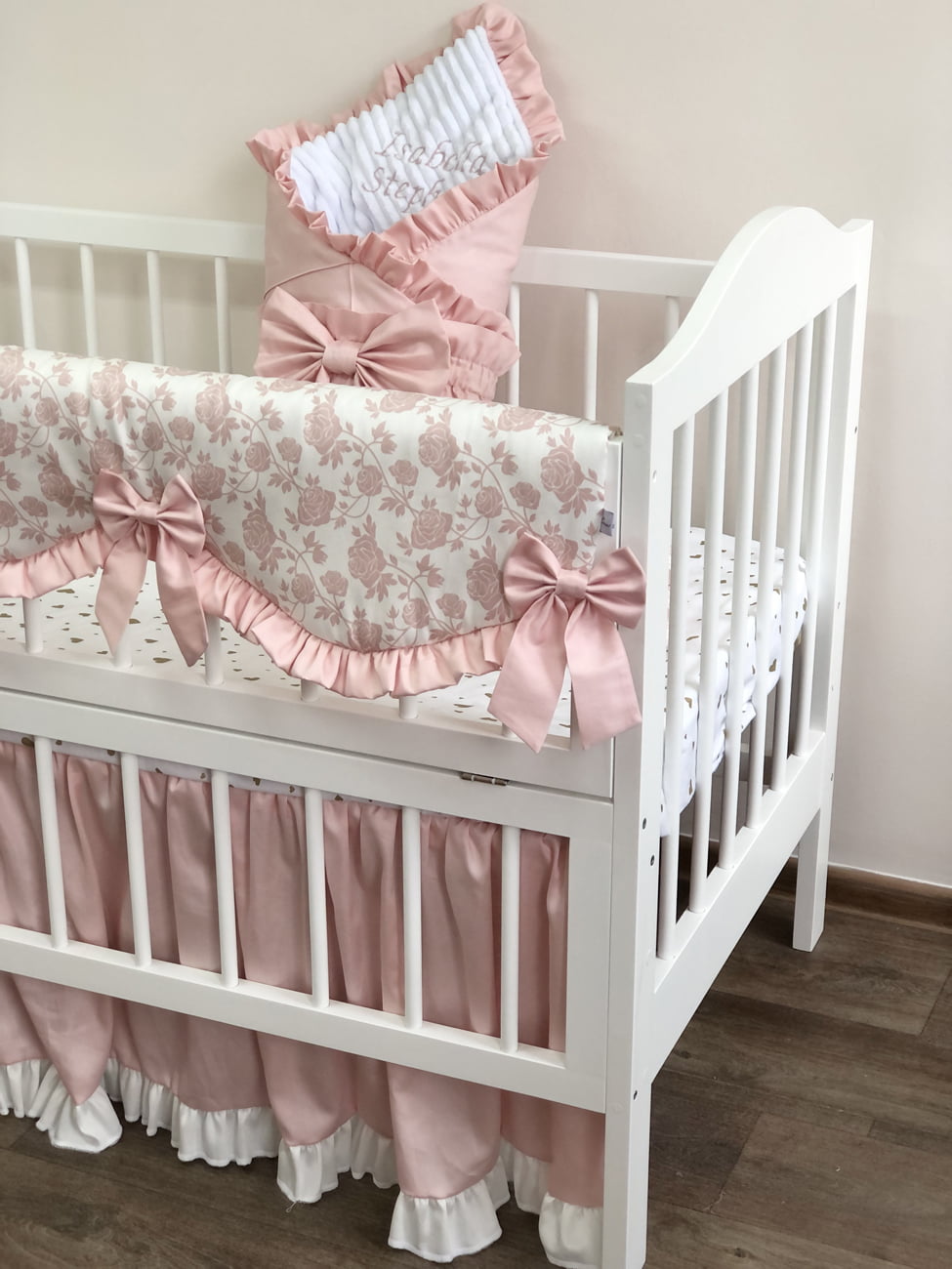 Crib set" Flowers"